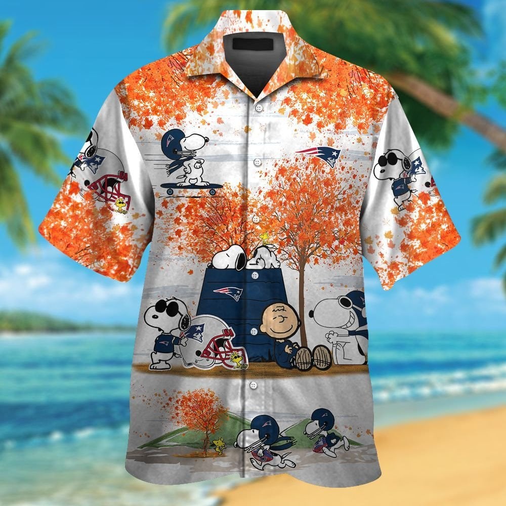 New England Patriots Snoopy Autumn Short Sleeve Button Up Tropical Aloha Hawaiian Shirts For Men Women Nfl